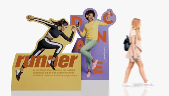 Display expositor PLV de suelo con peana trasera de apoyo